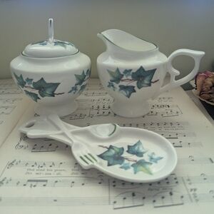 Ivy Leaf Porcelain Creamer and Sugar Set